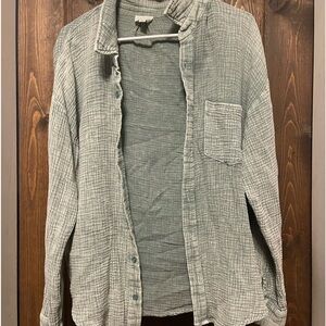 Never worn light green flannel, size LARGE